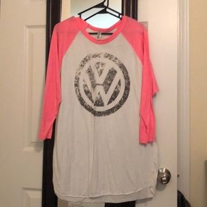 Baseball tee with pink sleeves